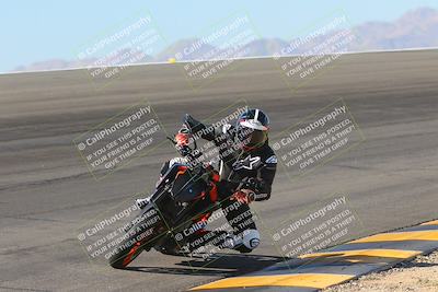 media/Nov-06-2023-Moto Forza (Mon) [[ce023d0744]]/3-Intermediate Group/Session 2 (Bowl)/